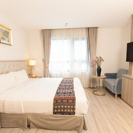 Nicecy Suite Hotel & Spa Хошимин Екстериор снимка