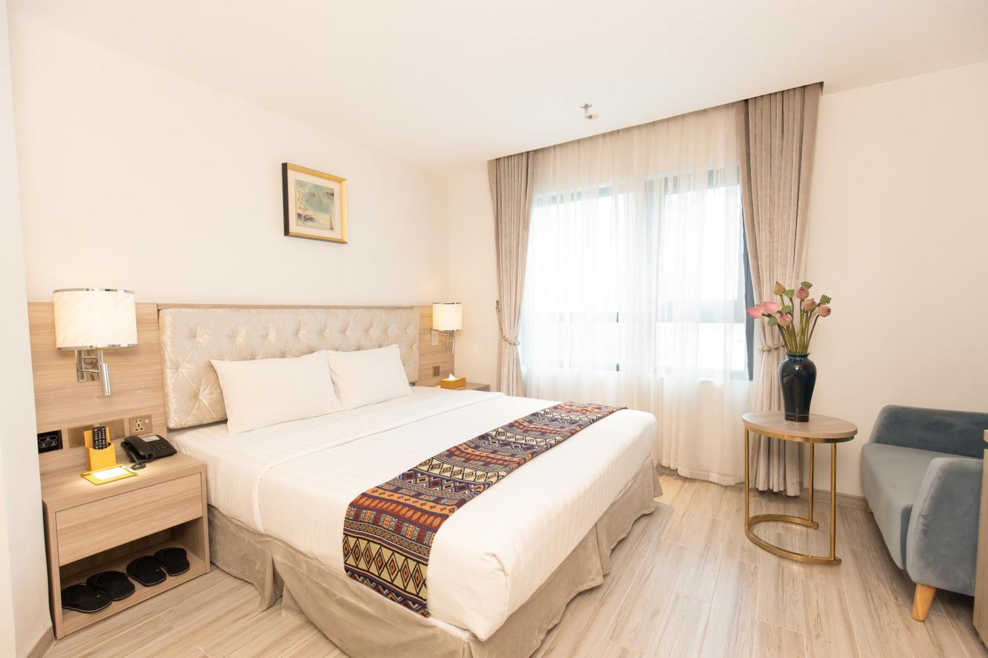 Nicecy Suite Hotel & Spa Хошимин Екстериор снимка