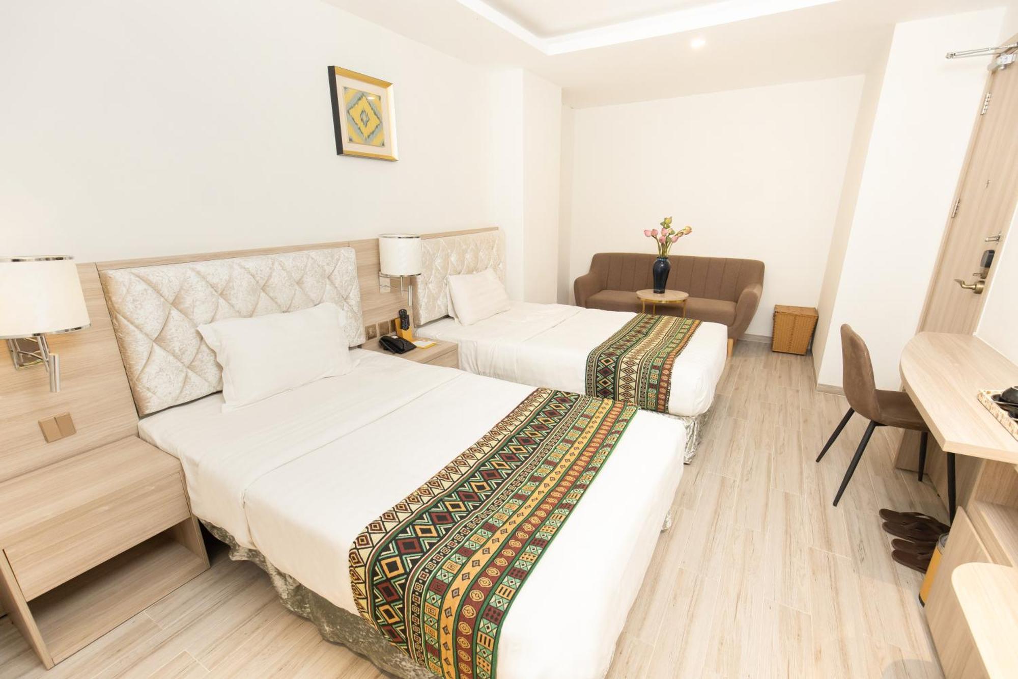 Nicecy Suite Hotel & Spa Хошимин Екстериор снимка