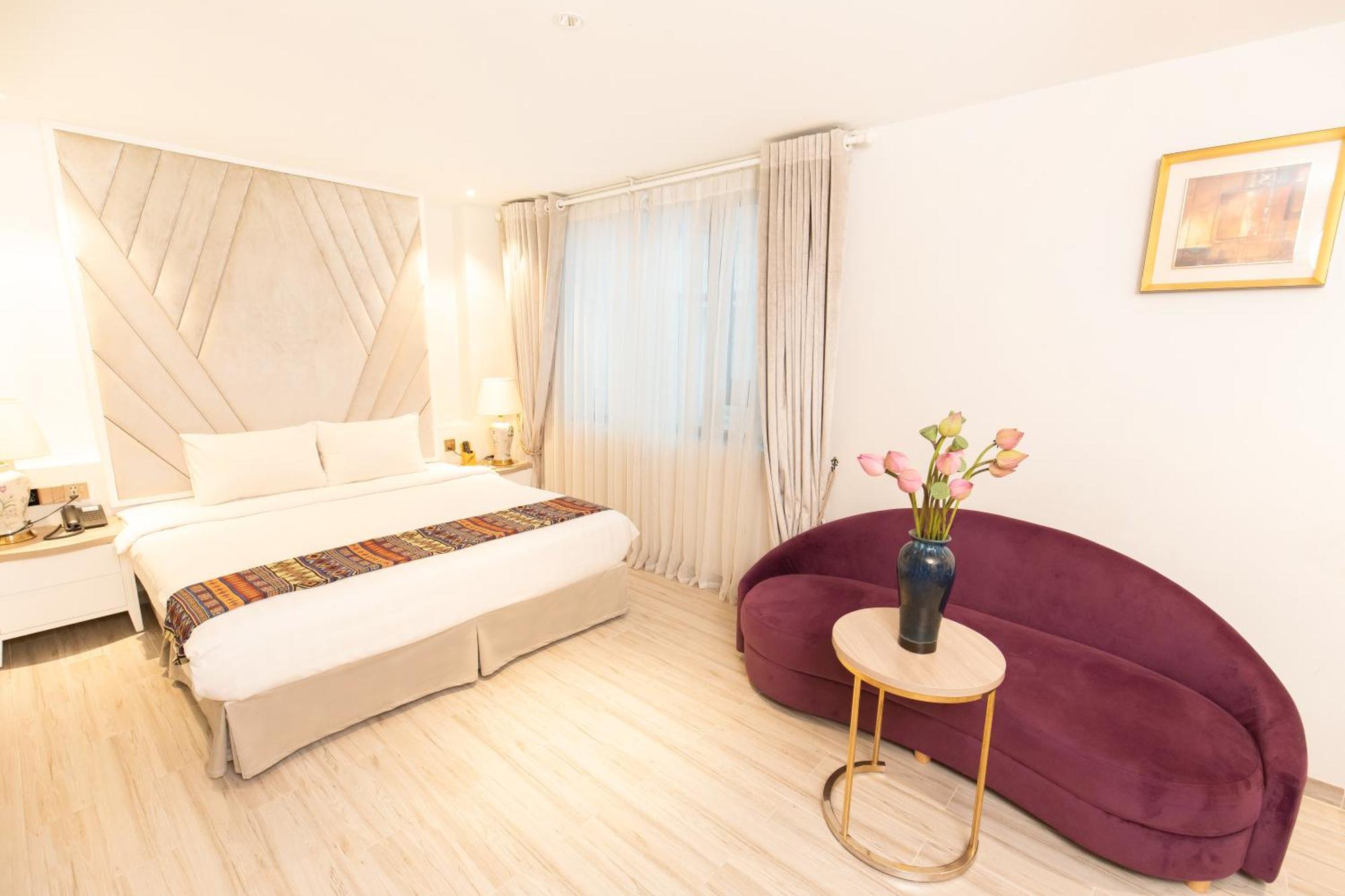 Nicecy Suite Hotel & Spa Хошимин Екстериор снимка